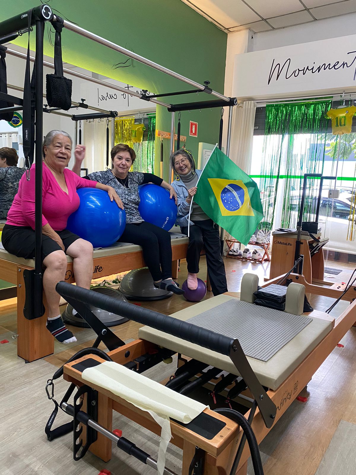 Aula comemorativa no estúdio MG Fitness